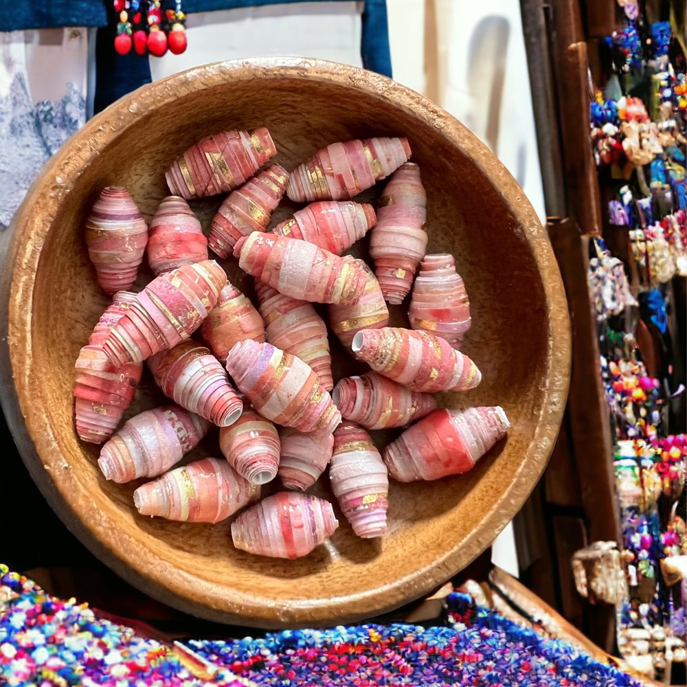 Paper beads - Picture 3 of 4